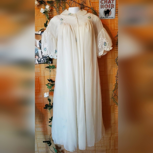 Rare 1950s Harvey Woods Nylon nightgown 2 pcs set - Picture 2 of 15
